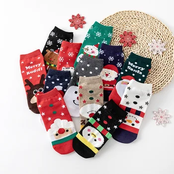 4 Пары осенних и зимних рождественских носков из перьевой пряжи с изображением Санта-Клауса, прямые носки для лодок, Короткие красные носки